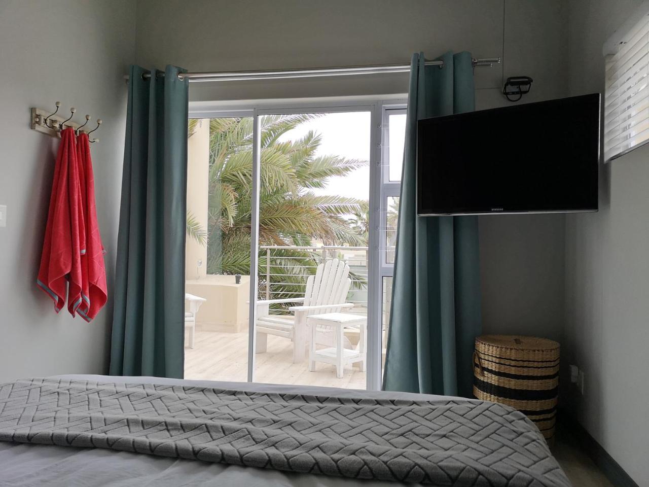 The Waterfront Cottage F12 Swakopmund Bagian luar foto