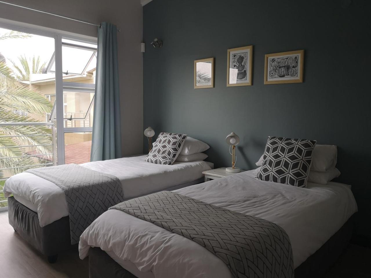 The Waterfront Cottage F12 Swakopmund Bagian luar foto